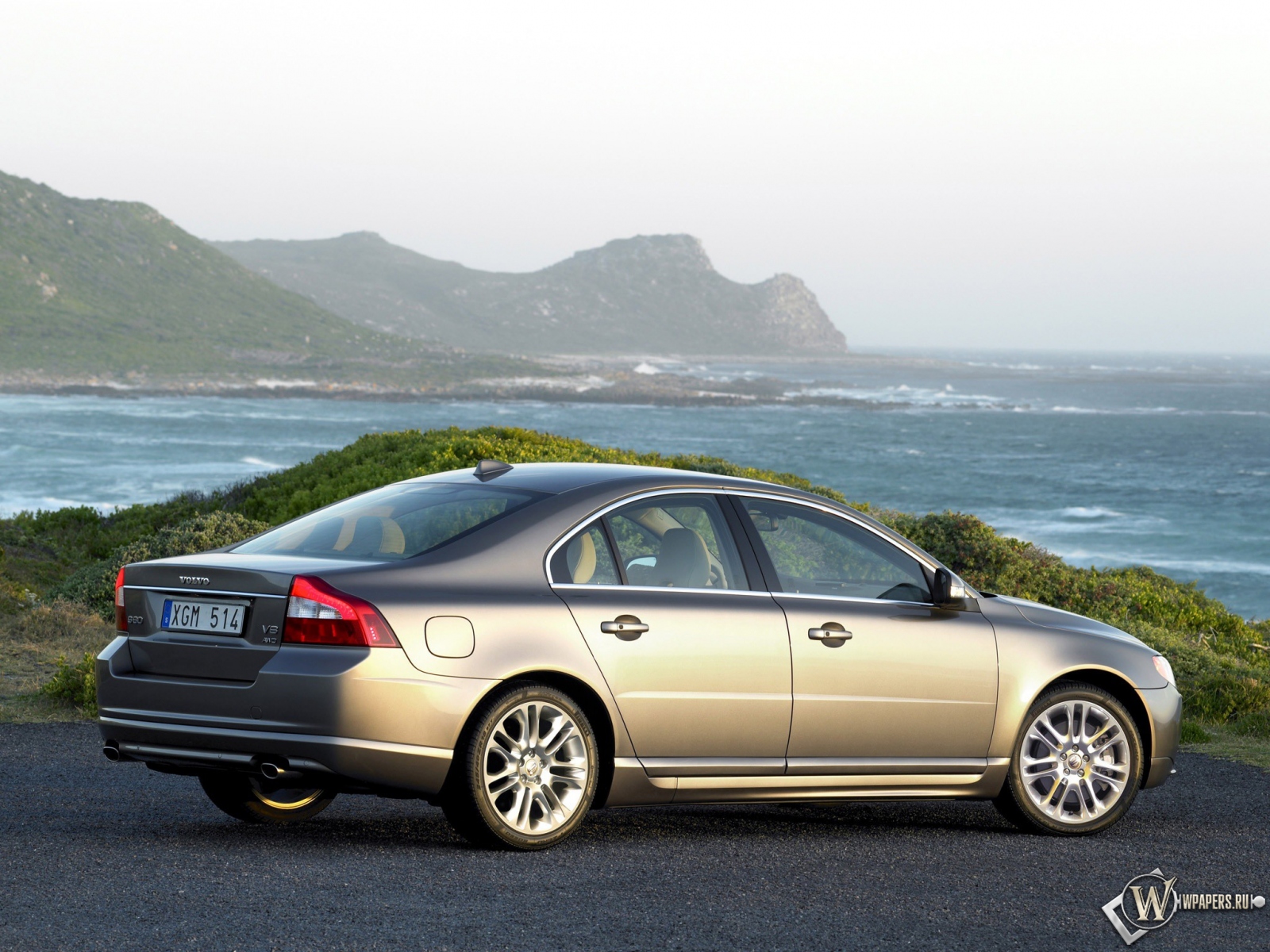 Volvo S80 1600x1200