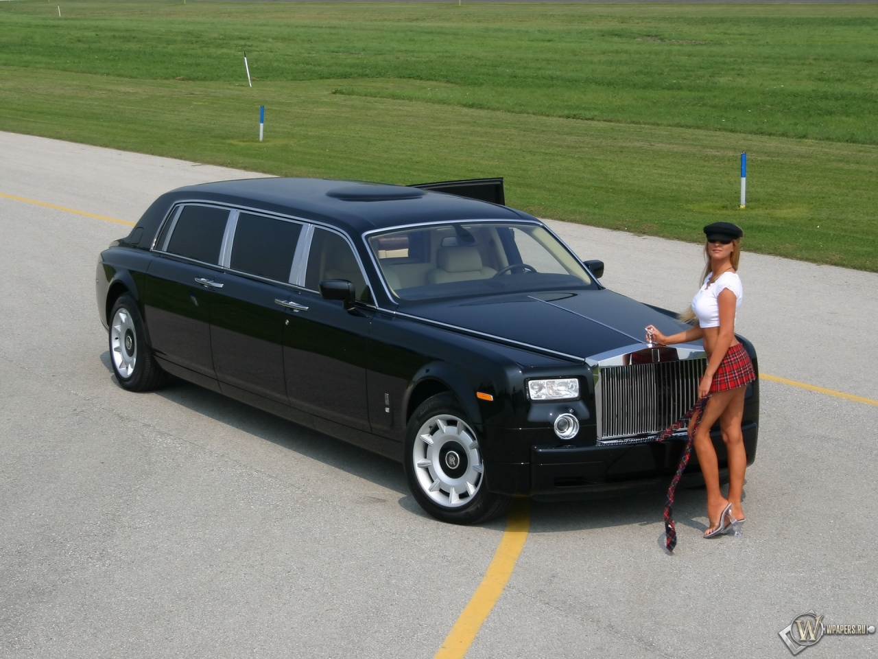 Rolls-Royce 1280x960