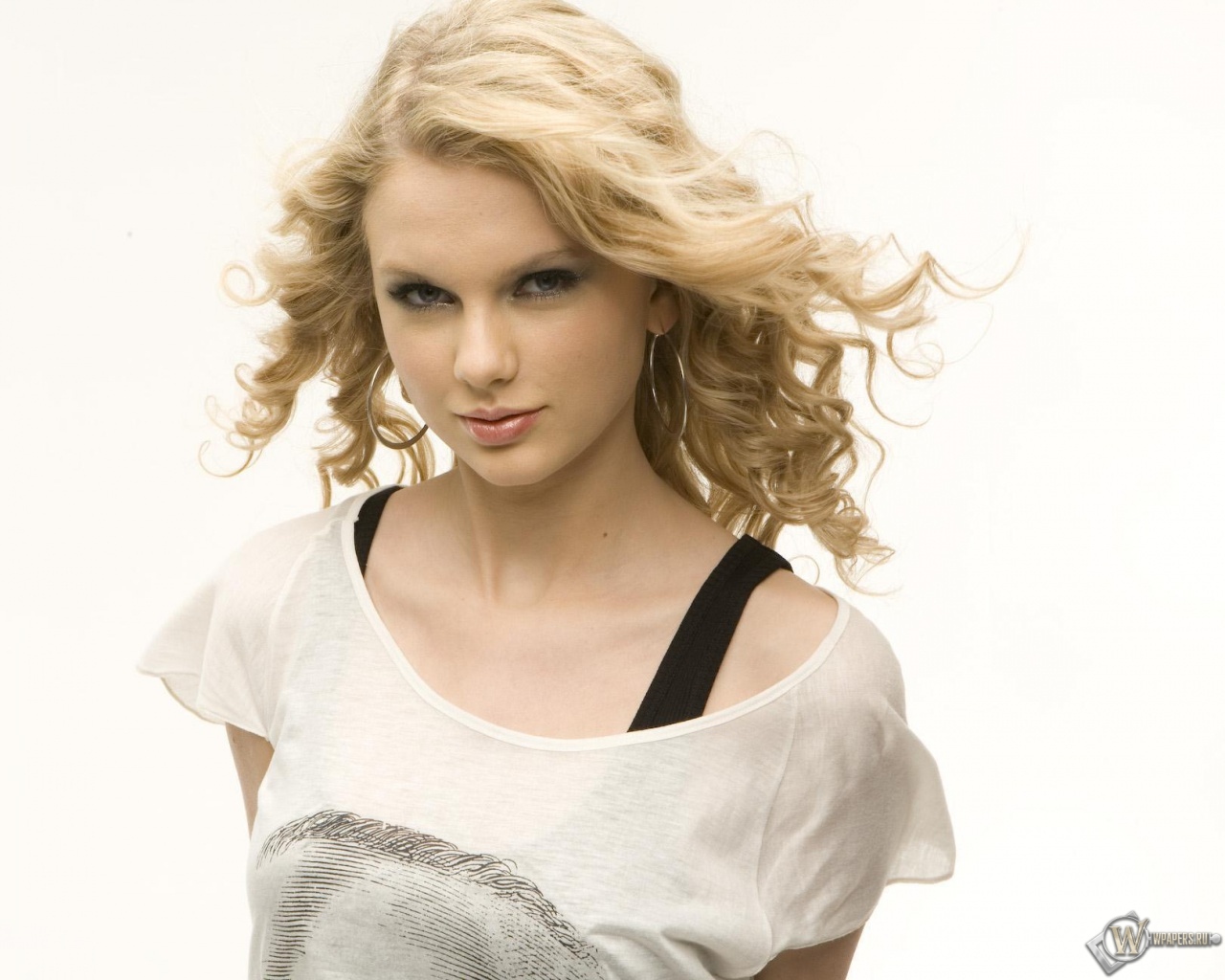 Taylor Swift 1280x1024