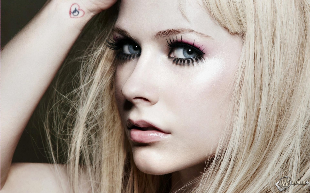 Avril Lavigne 1280x800