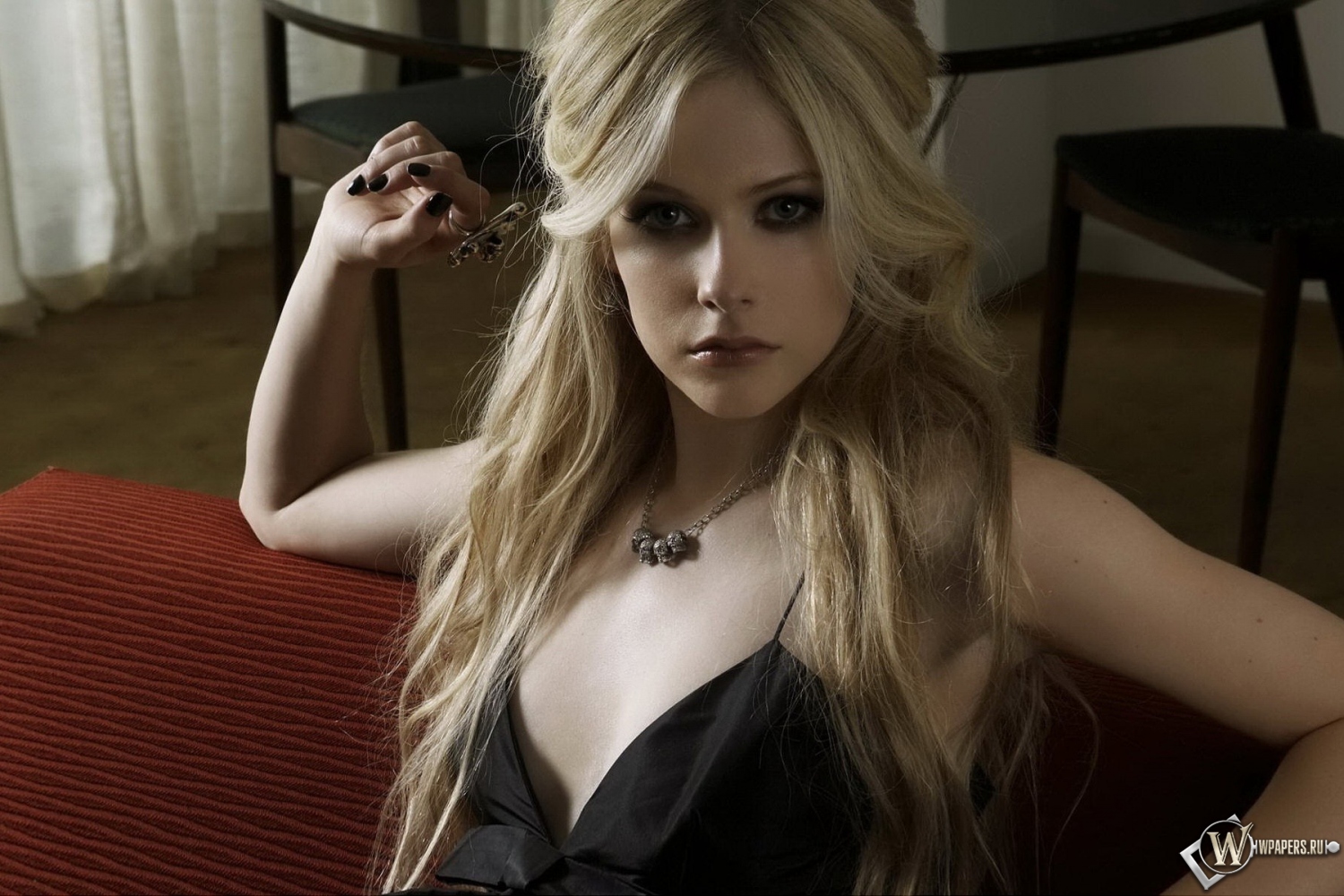 Avril Lavigne 1500x1000