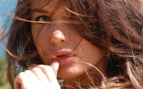Обои Adriana Lima: Взгляд, Волосы, Adriana Lima, Девушки