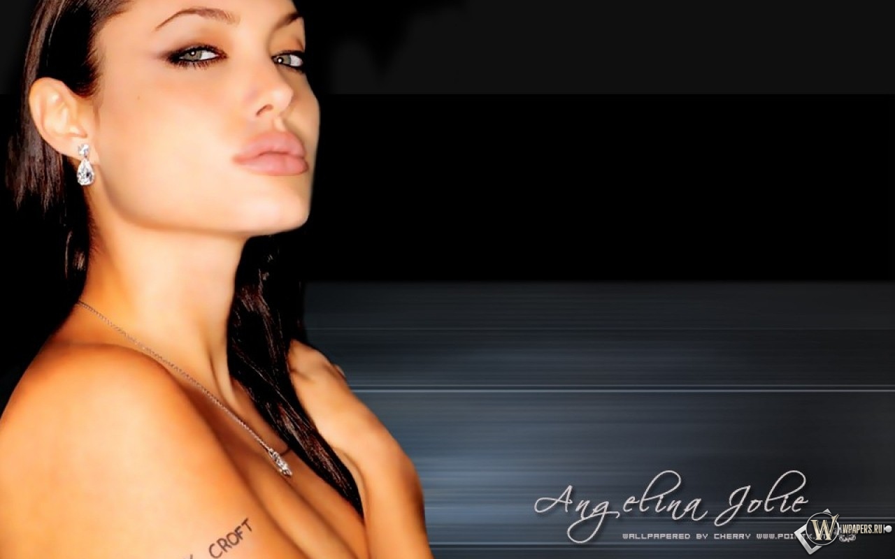 Angelina Jolie 1280x800