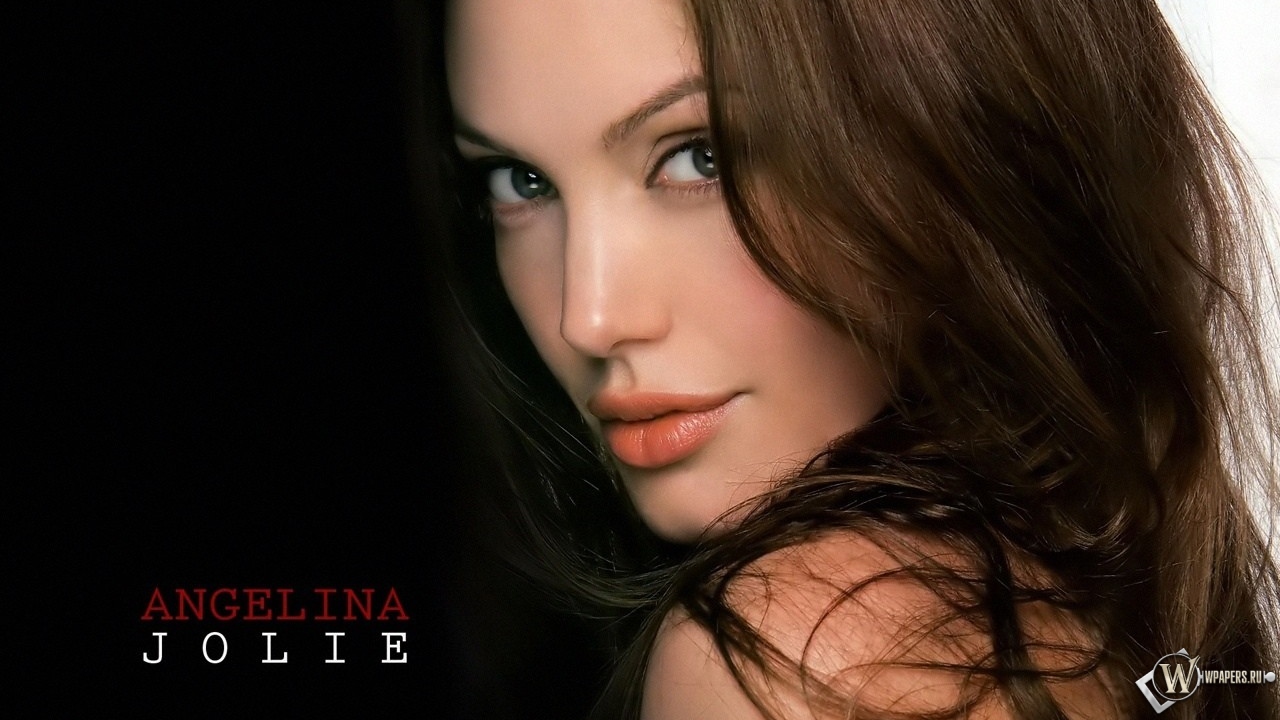 Angelina Jolie 1280x720