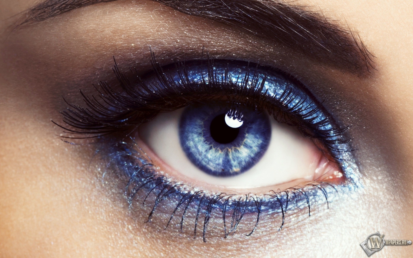 Фиолетовый глаз 1440x900