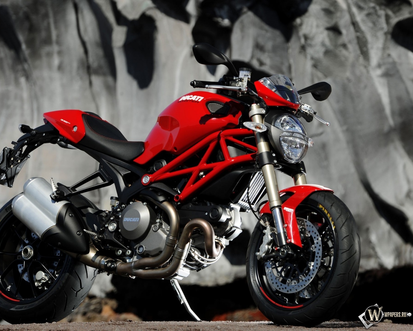 Ducati 1600x1280