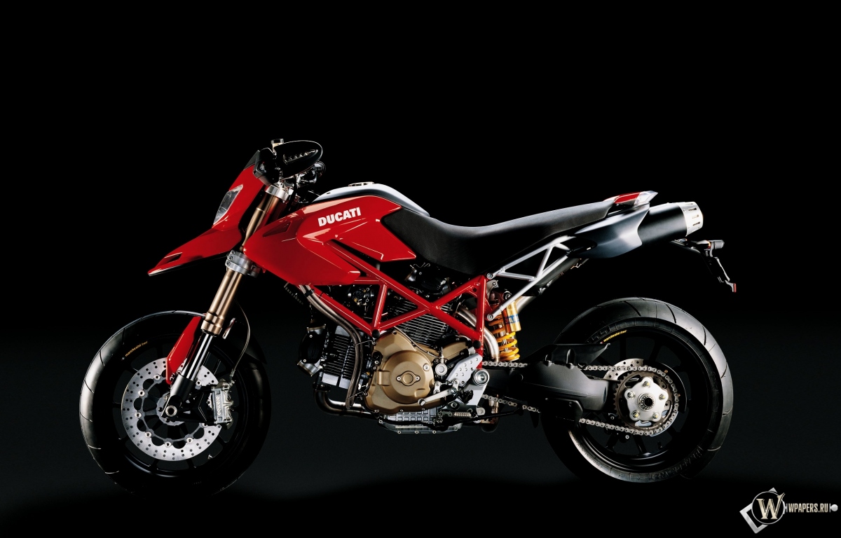Мотоцикл DUCATI 1200x768