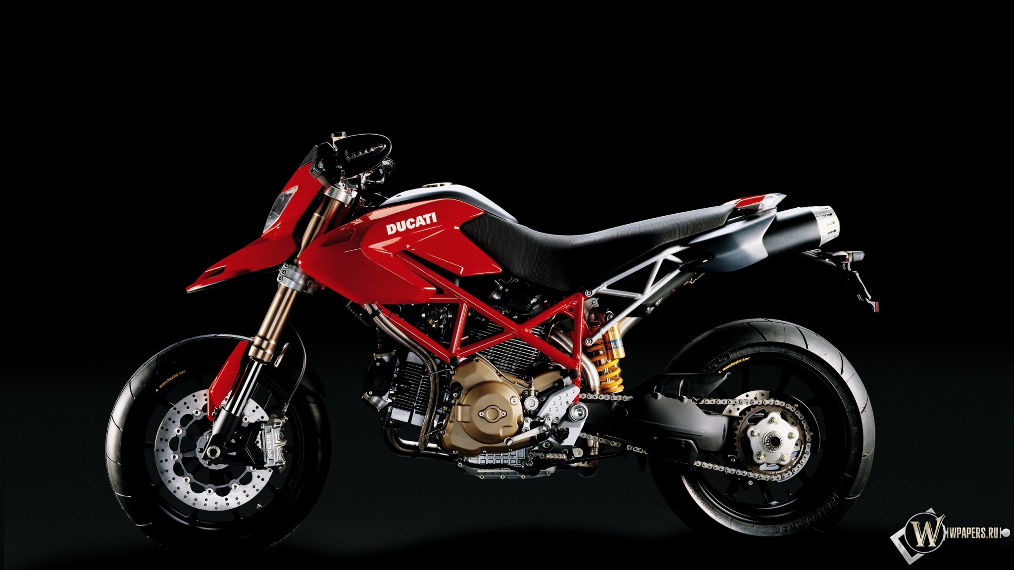 Мотоцикл DUCATI 2048x1152