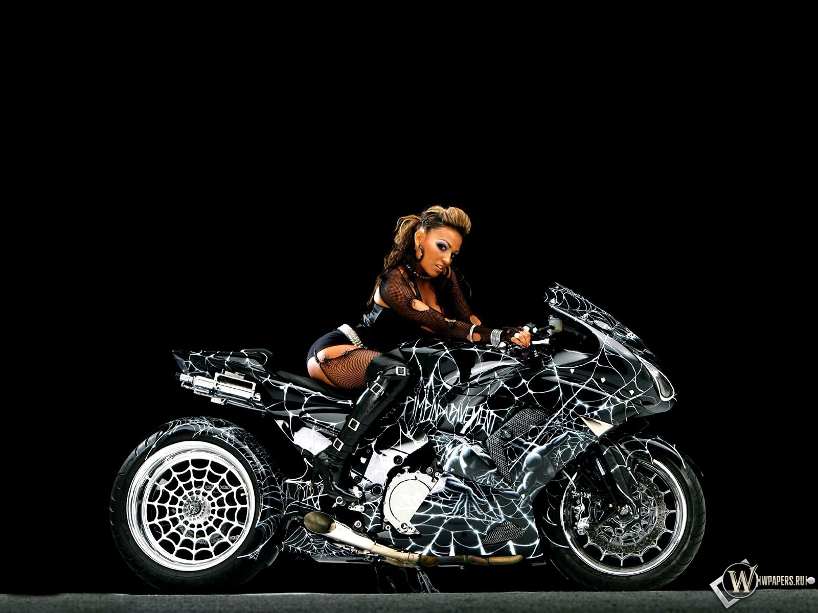 Паутинный мотоцикл 1600x1200
