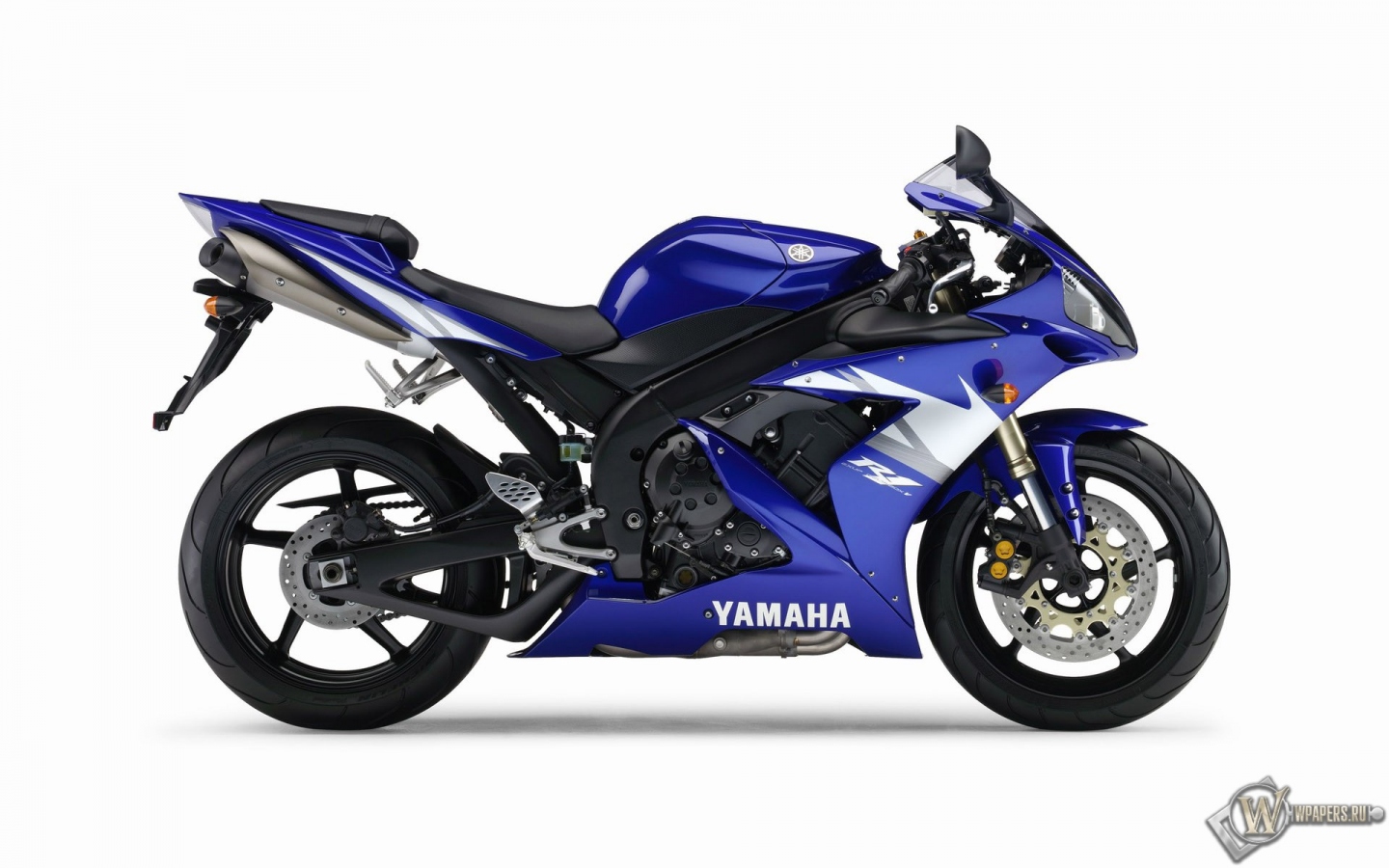 Синий спортивный Yamaha 1440x900