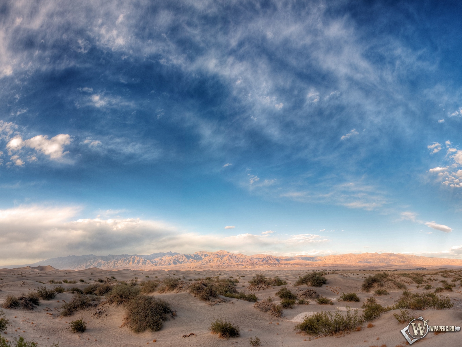 Небо над пустыней 1600x1200