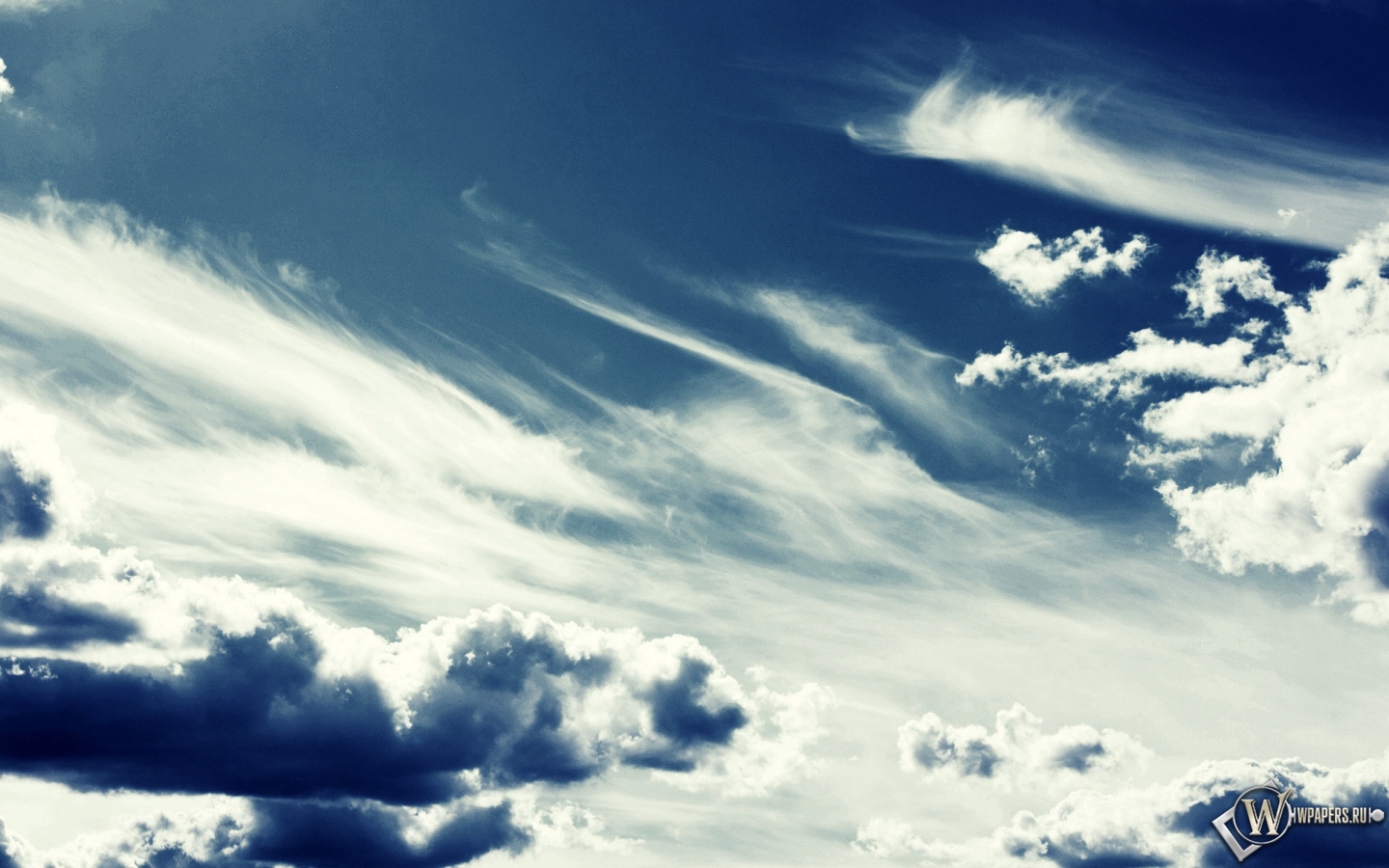 Перистые облака 1440x900