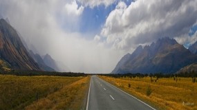 Обои Бескрайняя дорога: Горы, Дорога, Небо, Прочие пейзажи