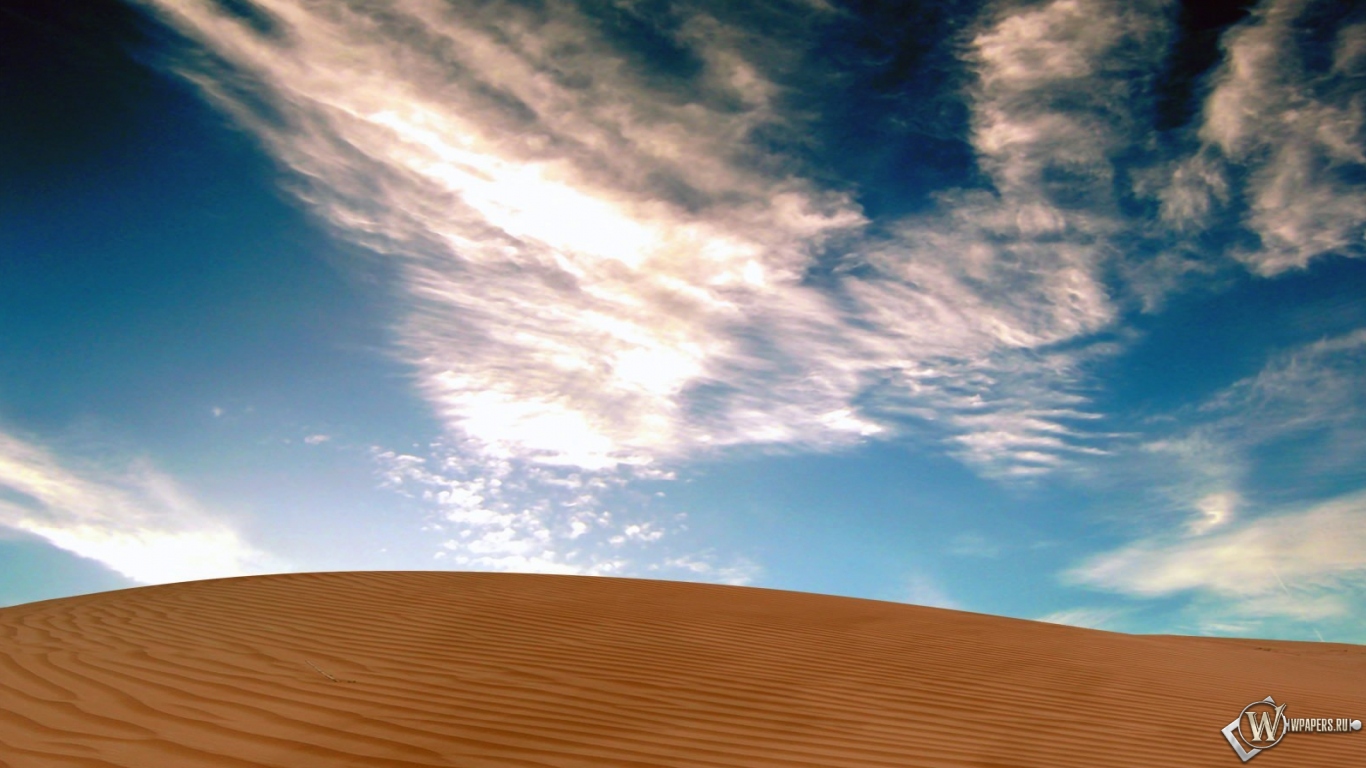 Небо над пустыней 1366x768