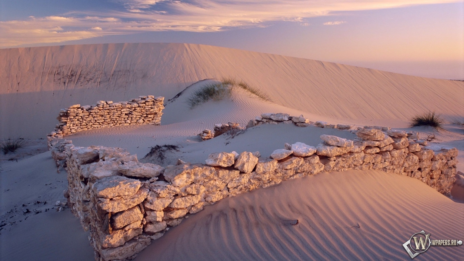 White Sand Desert 1600x900