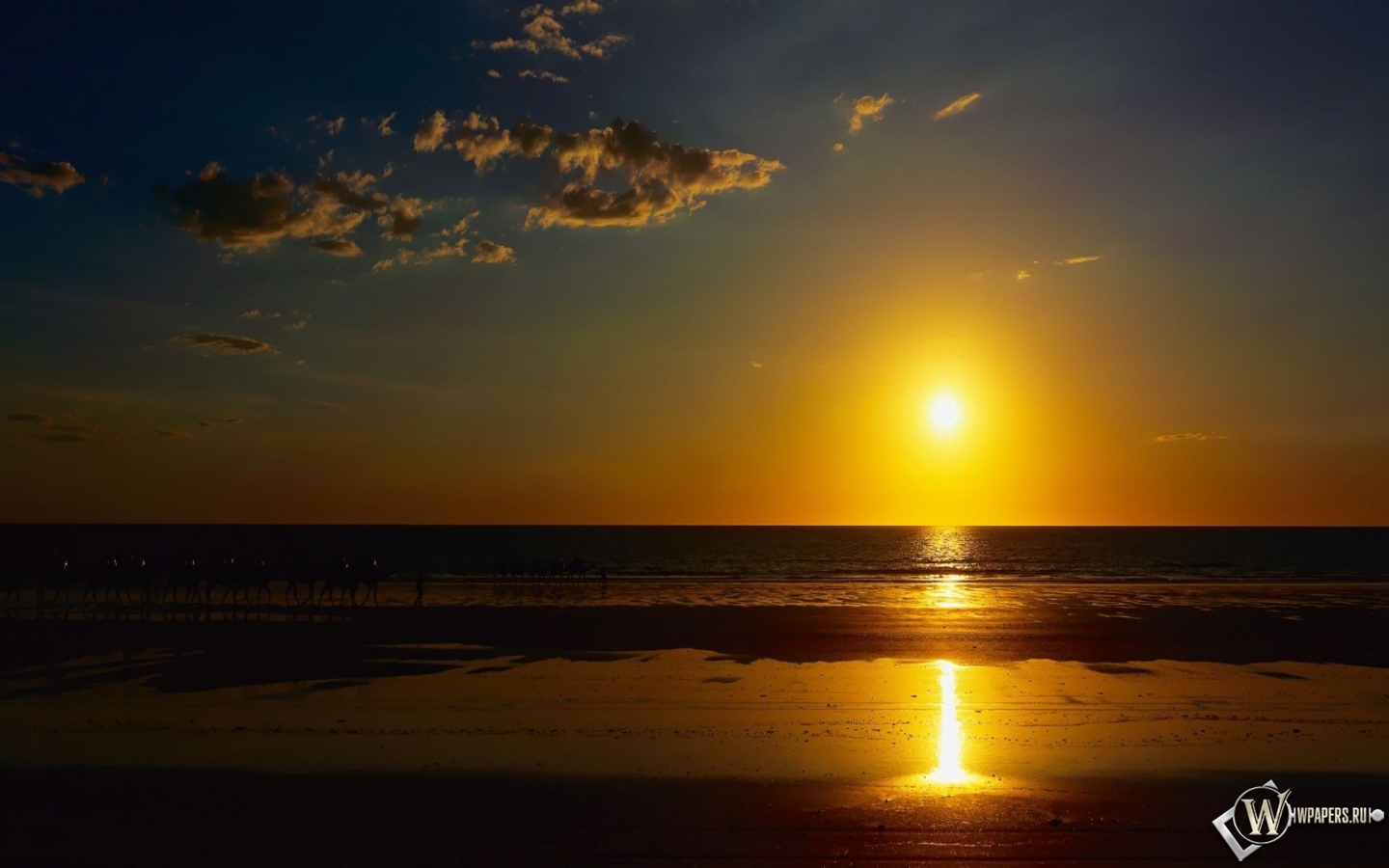 Пляж на закате 1440x900
