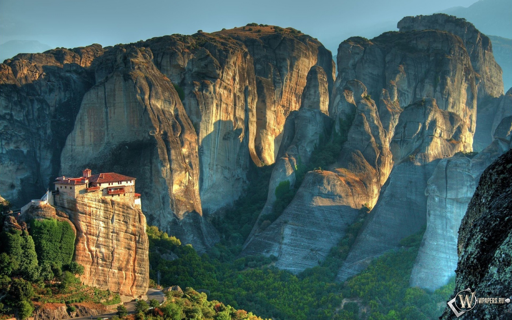 Монастырь в Метеоре Греция 1680x1050