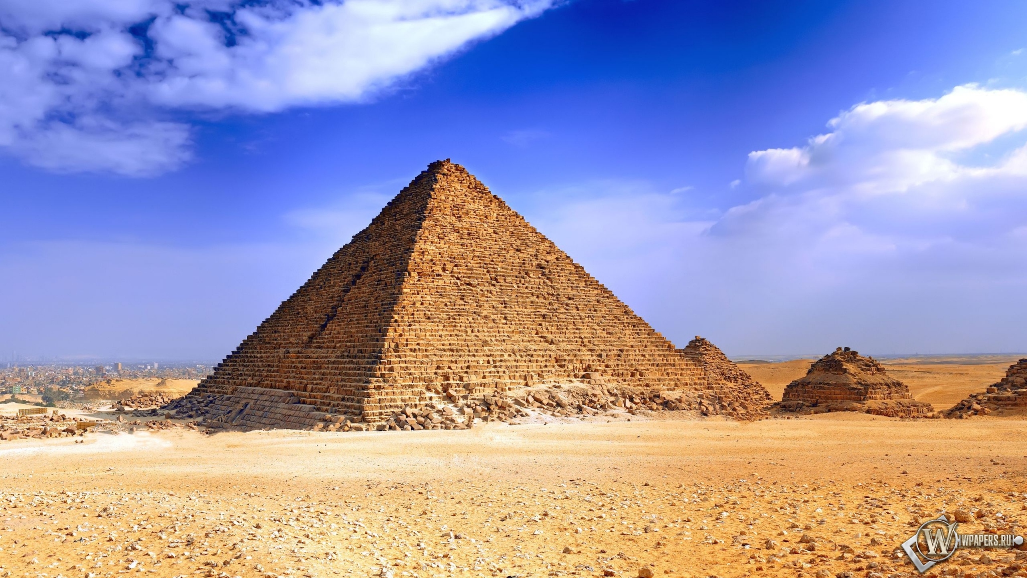 Пирамида 2048x1152