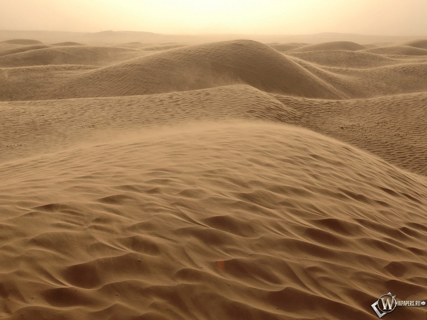 Песчаные дюны 1400x1050