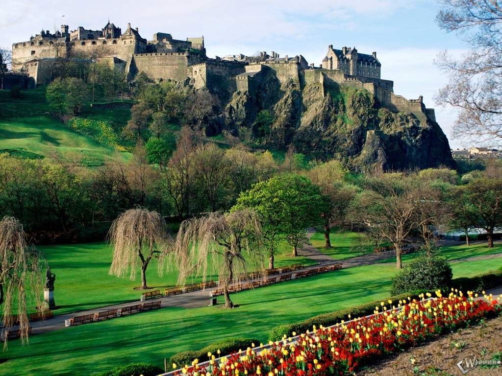 Edinburgh Castle 1024x768