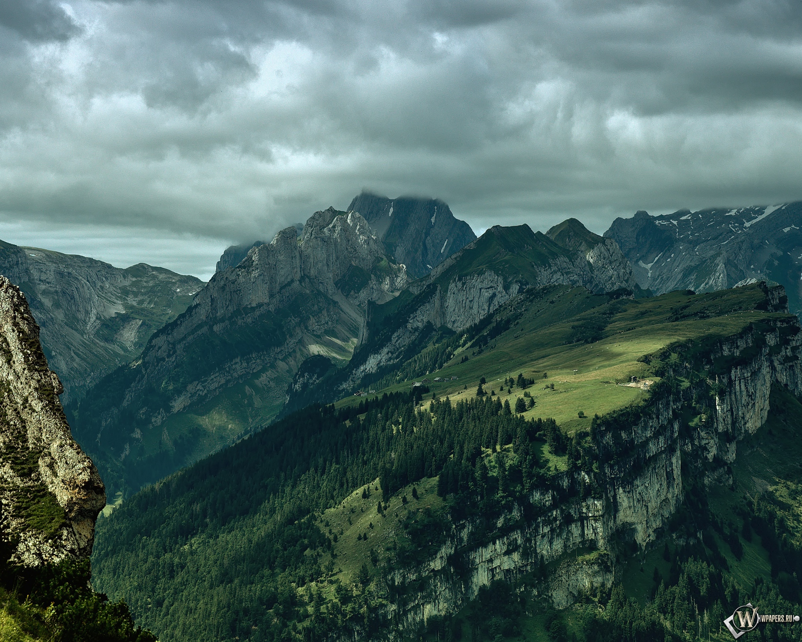 Обои стола 1366. Каменистый ландшафт горы холмы замок Швейцария. Горы Адыгеи Лагонаки. Горы Улинъюань. Грин Маунтинс хребет.