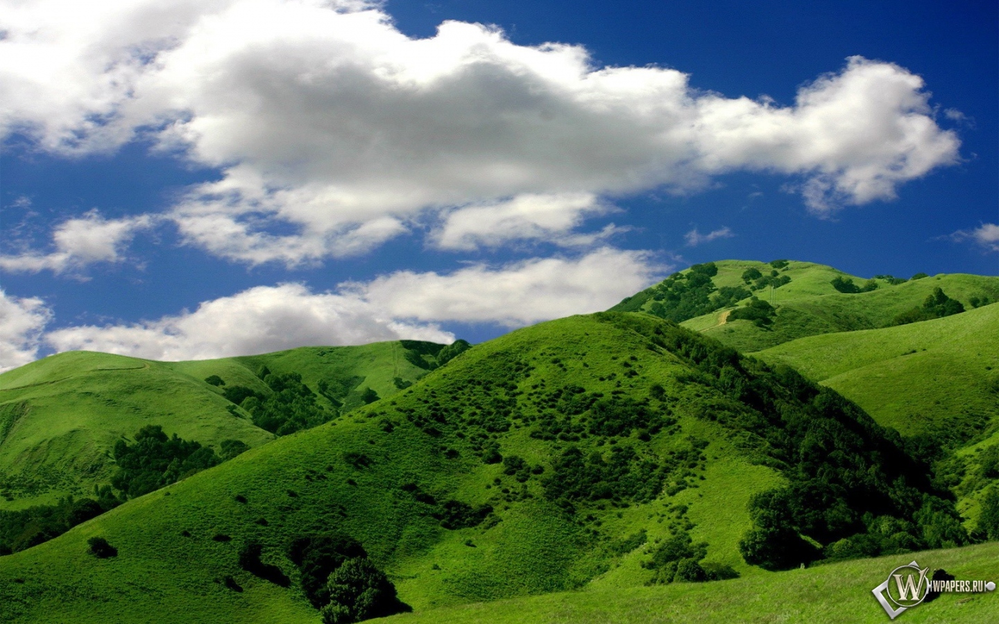 Зелёные горы 1440x900