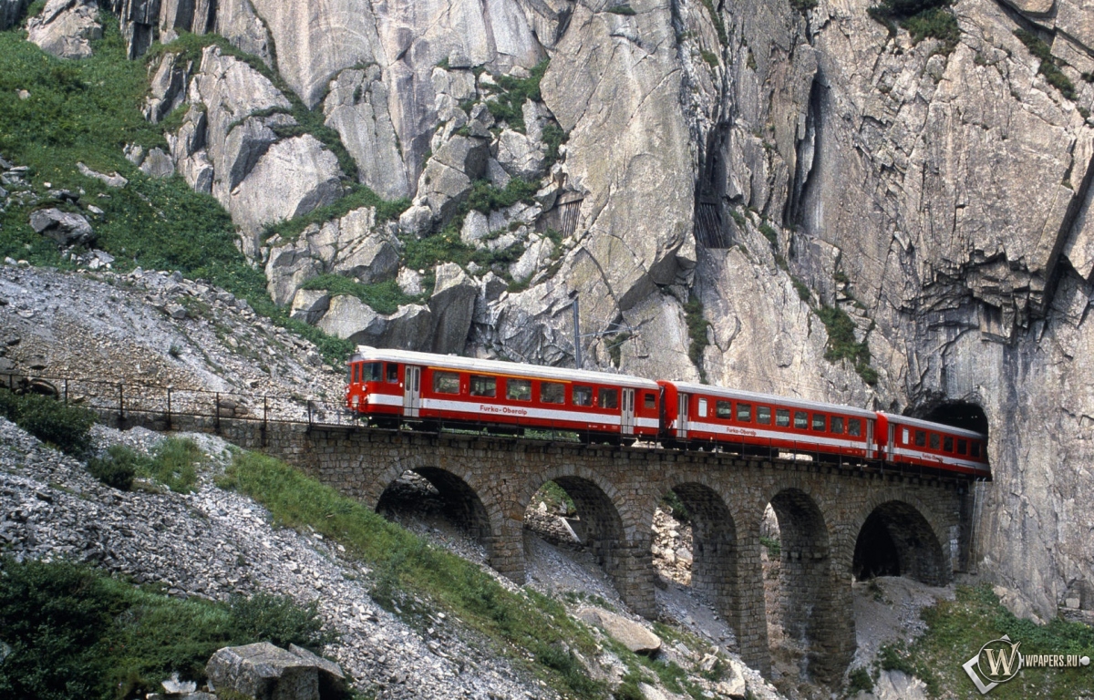 Железная дорога в Швейцарии 1200x768