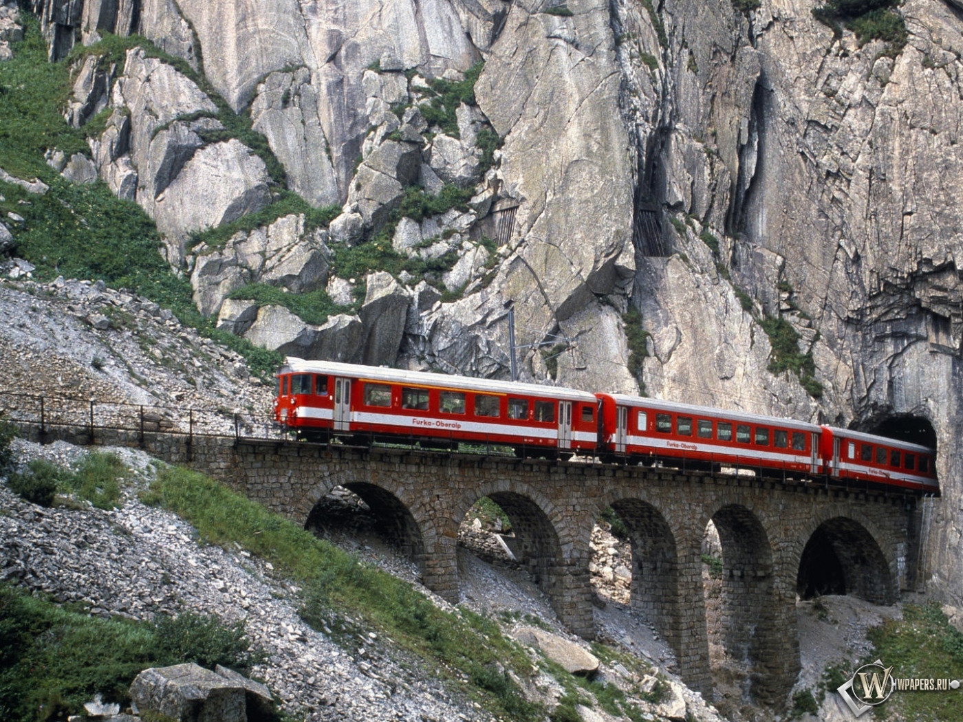 Железная дорога в Швейцарии 1400x1050