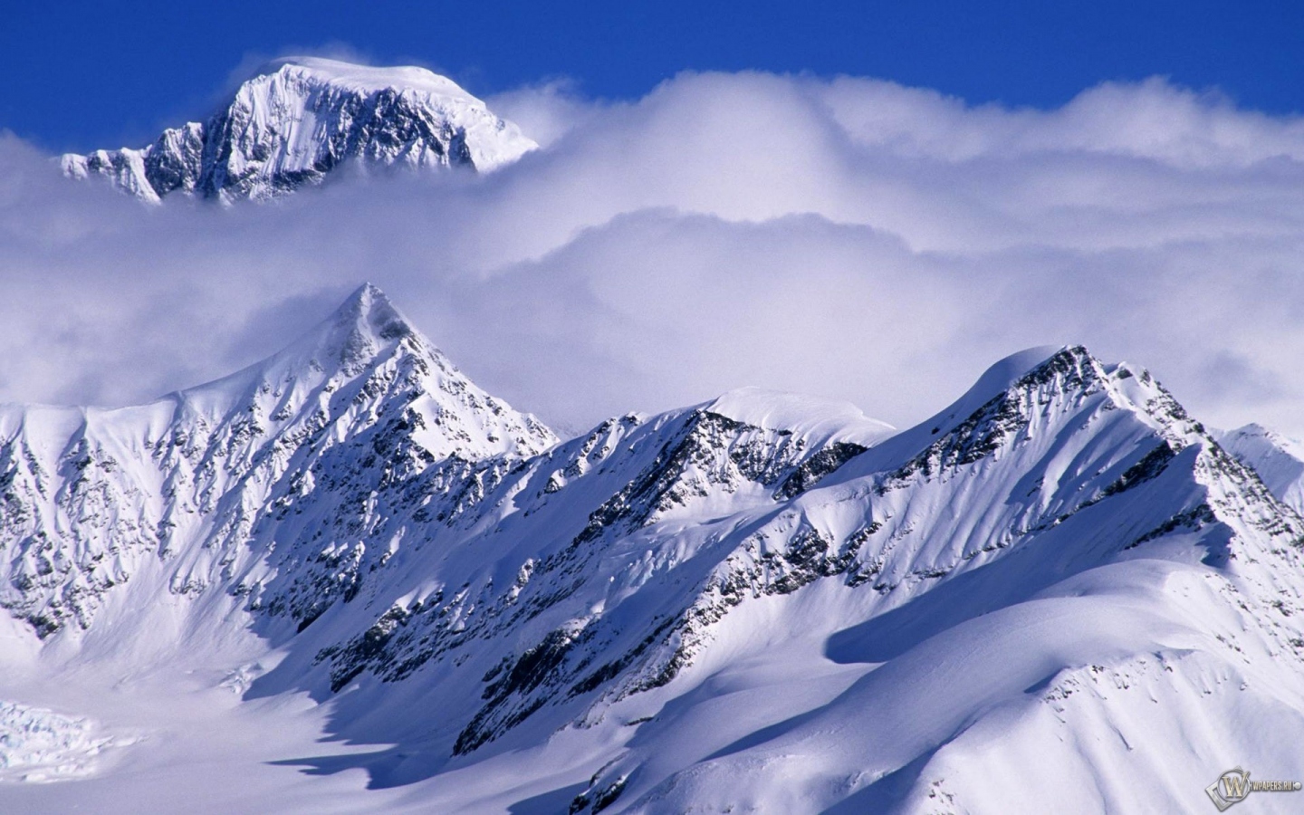Снежные горы 1440x900