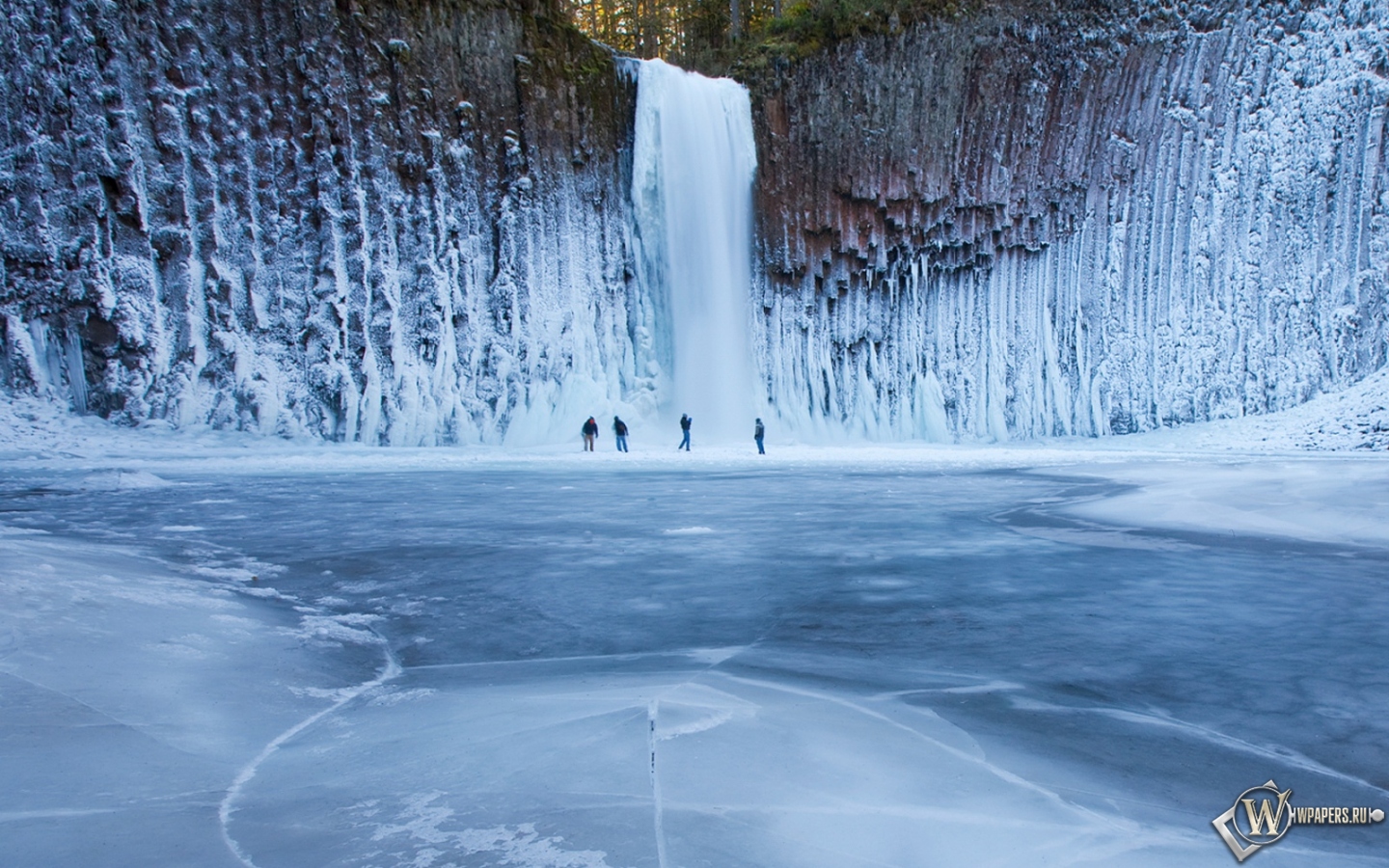 Ледяной водопад 1440x900