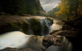 Обои Маленький водопад: Река, Деревья, Камни, Водопад, Водопады