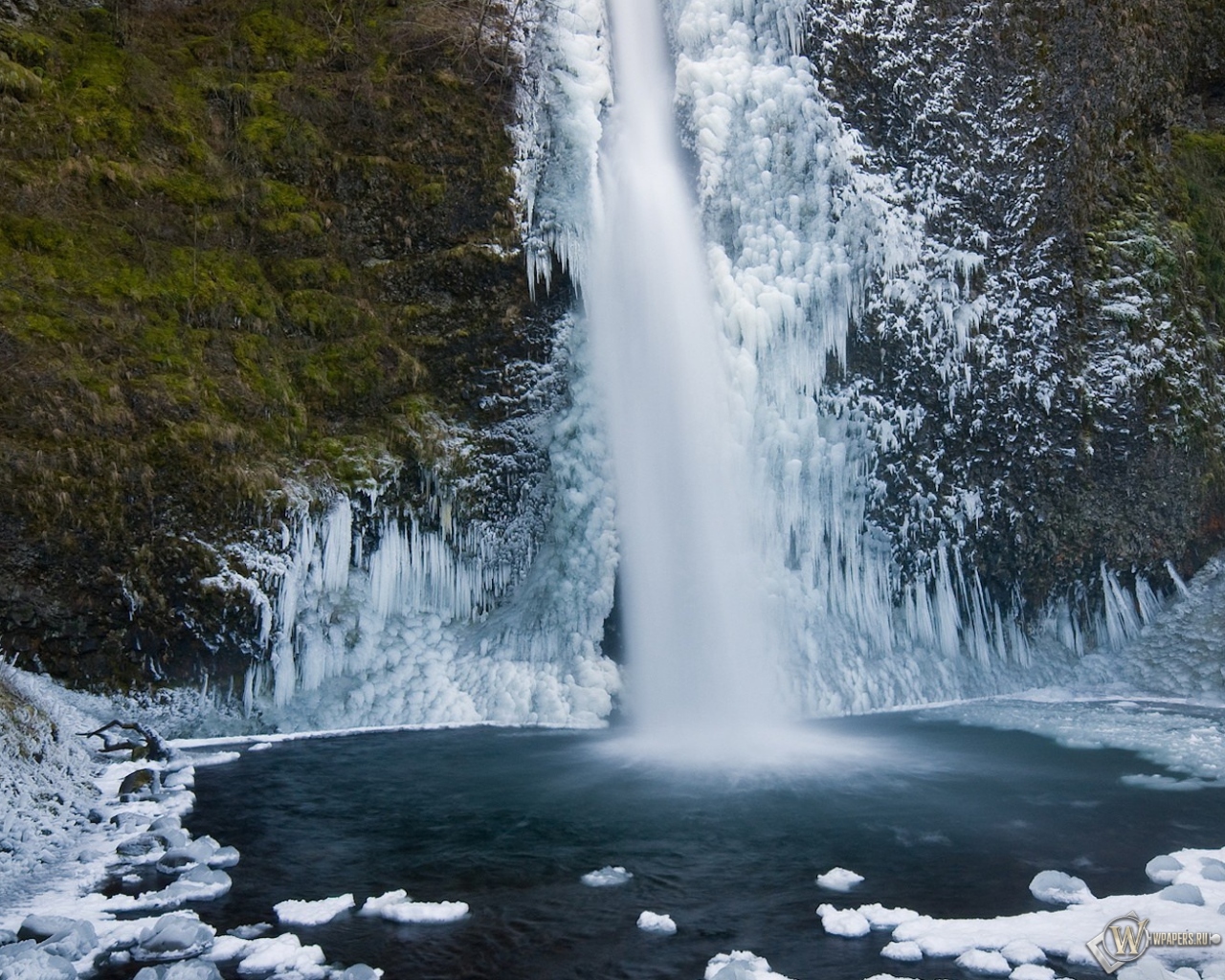 Зимний водопад 1280x1024