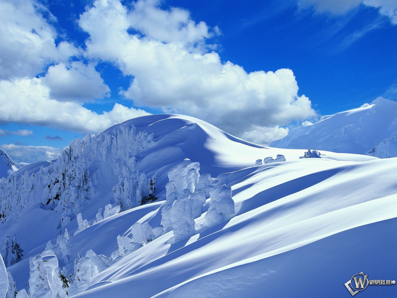 Зимние горы 1600x1200