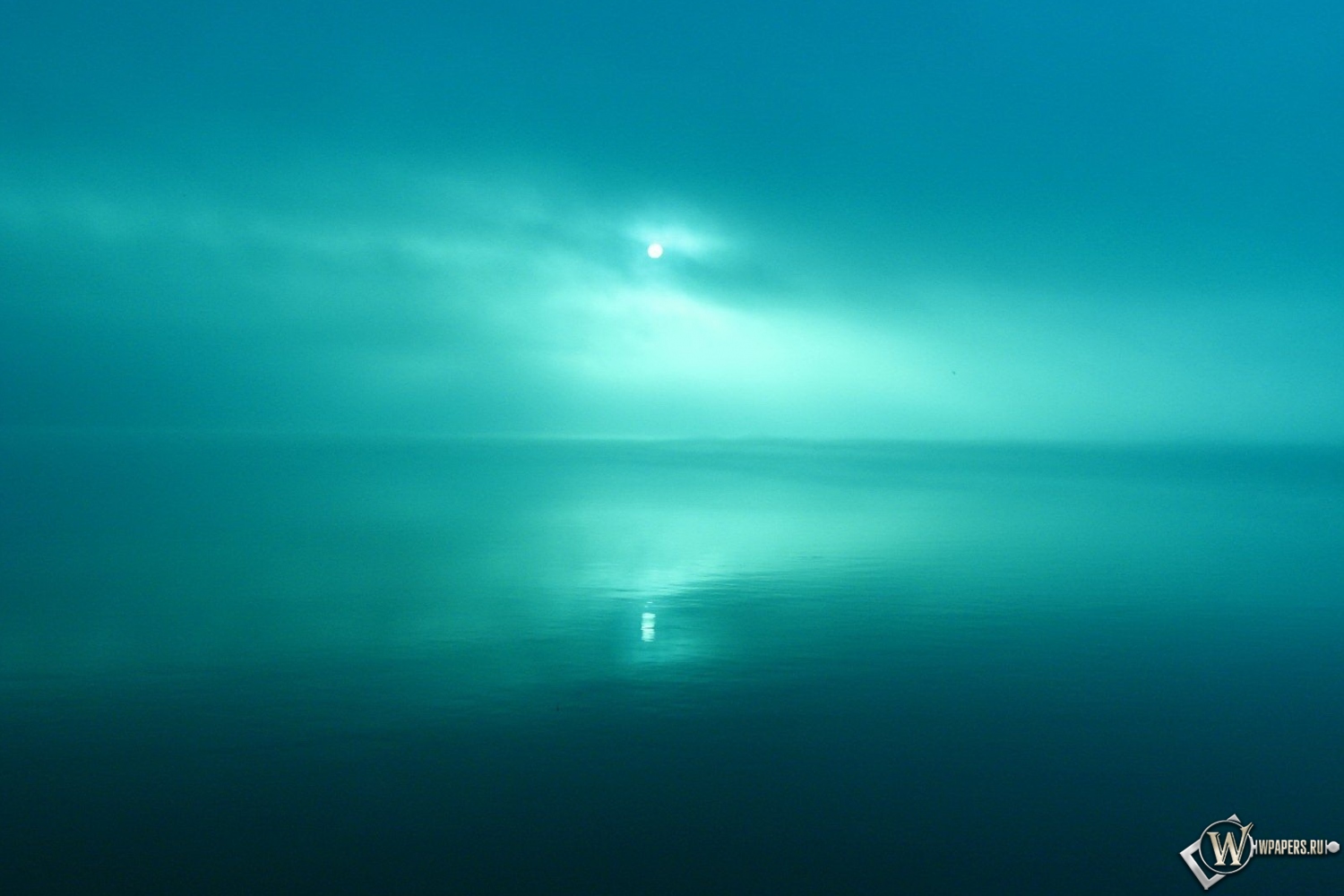 Зелено голубое море