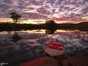 Обои Лодка на фоне заката: , Вода и небо