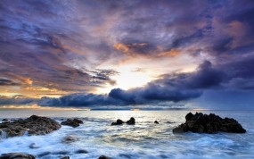 Обои Море португалии: Облака, Волны, Море, Закат, Скалы, Небо, Португалия, Вода и небо